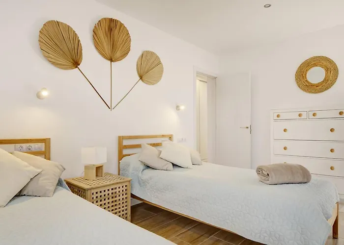 Dreams Views Villa *