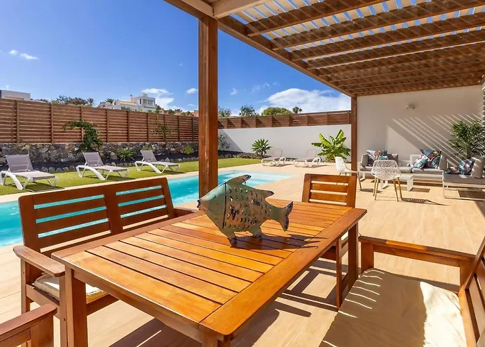 Dreams Views Villa *